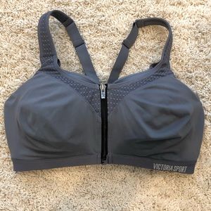 Victoria’s Secret Sport Knockout Front Close Bra